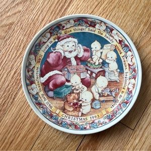 Kewpie 1993 Christmas Plate